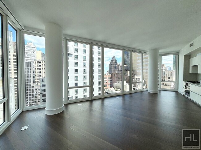 Building Photo - East 44th Street