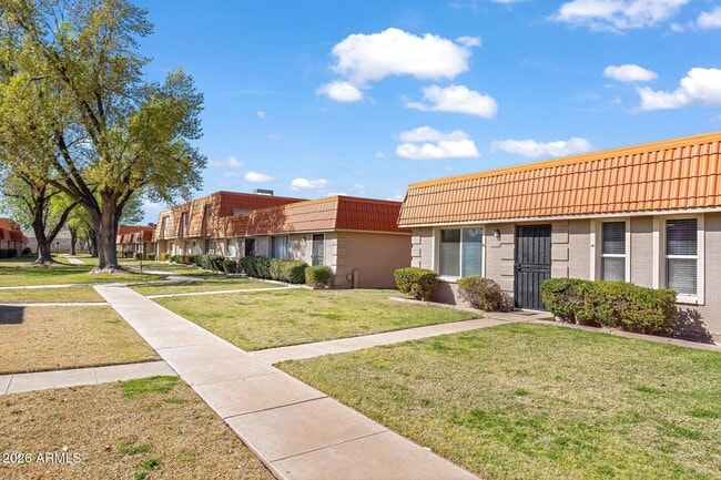 Photo - 5186 N 83rd St