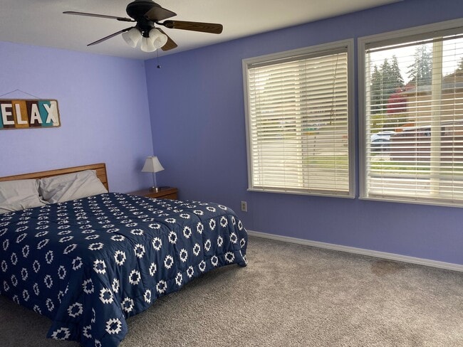 Photo - 33640 27th Pl SW