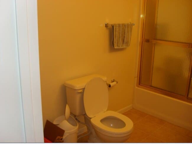 Photo - 1135 Bissell St