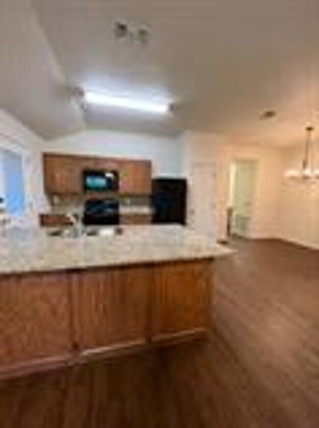 Photo - 403 Olaf Dr Unit B