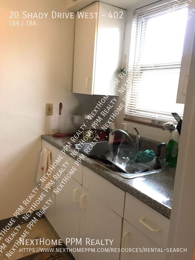 Photo - 20 Shady Dr W Unit 402