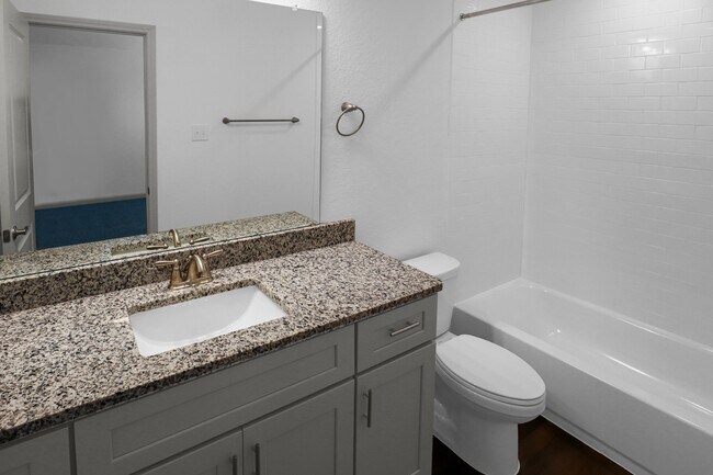 Photo - 10224 Eaglewood Nook