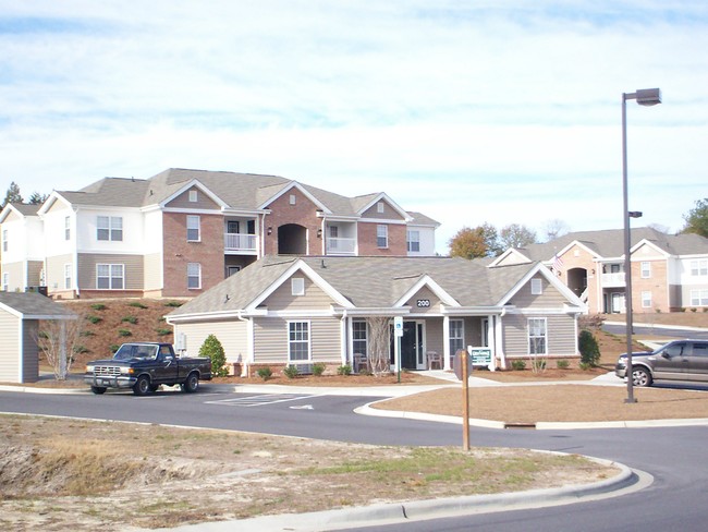 Greenridge Apartments - Greenridge Apartments