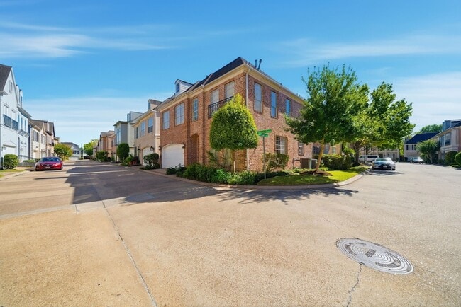 Photo - 3243 N Pemberton Cir Dr