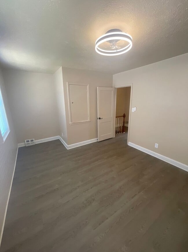 Photo - 551 Welbrook Rd