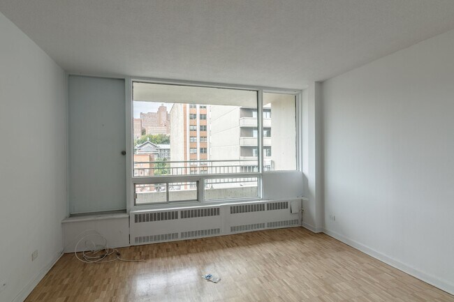 Photo - 1975 Maisonneuve Blvd W Unit 1208
