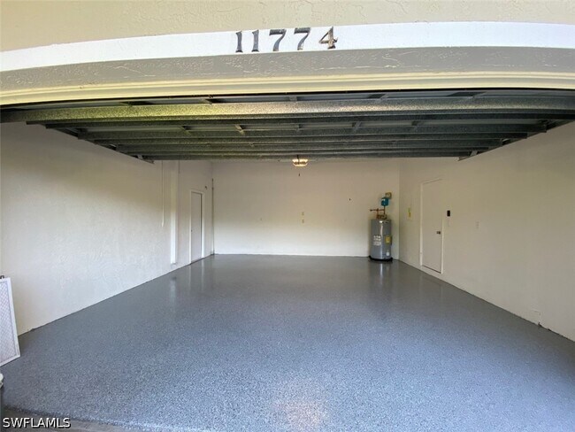 Photo - 11774 Longshore Way W