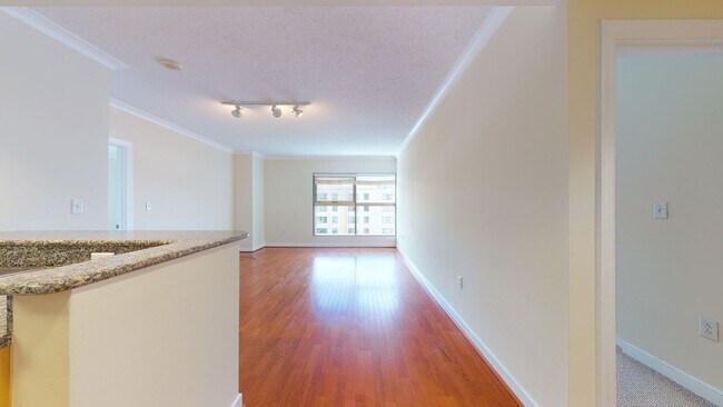 Photo - Chinatown 2 Bedroom 2 Bathroom In Amazing Centralized Building-Amenities Galore! Pets Welcomed!