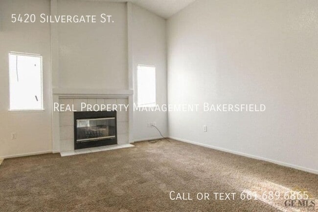 Photo - 5420 Silvergate St