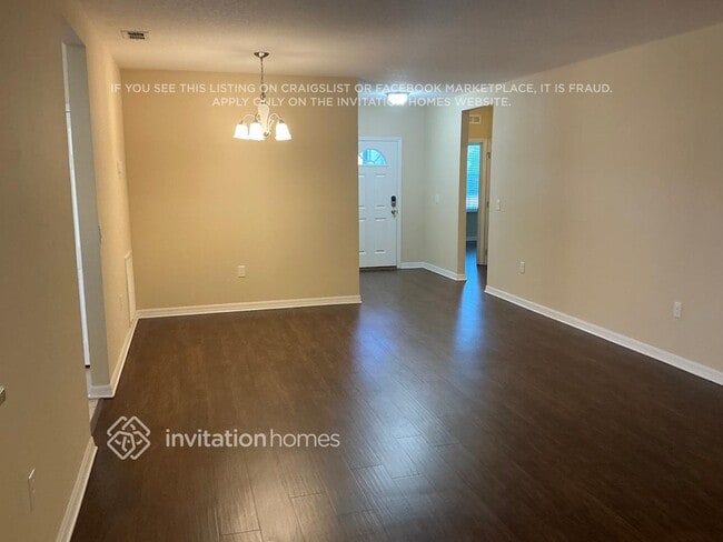 Photo - 9501 Little Rock St