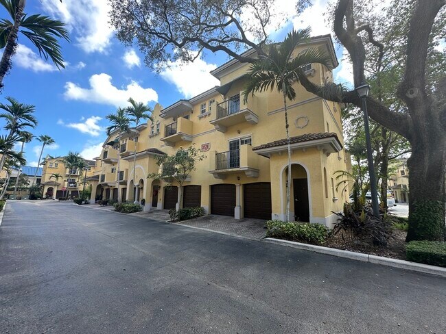 Photo - 2524 SW 14th Ave