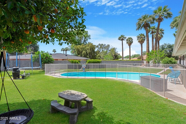 Photo - 1021 W Las Palmaritas Dr