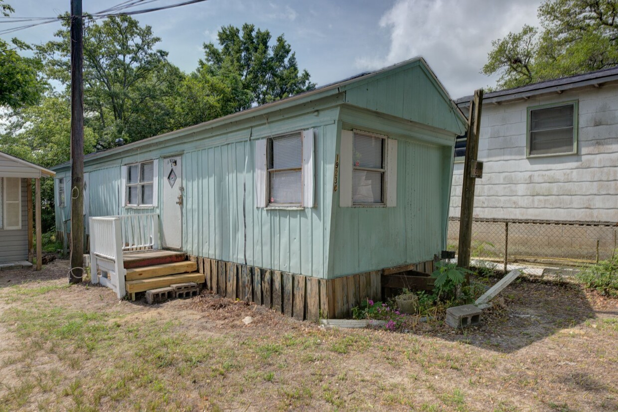 Photo - 1923 Calvert St (North Charleston, SC)
