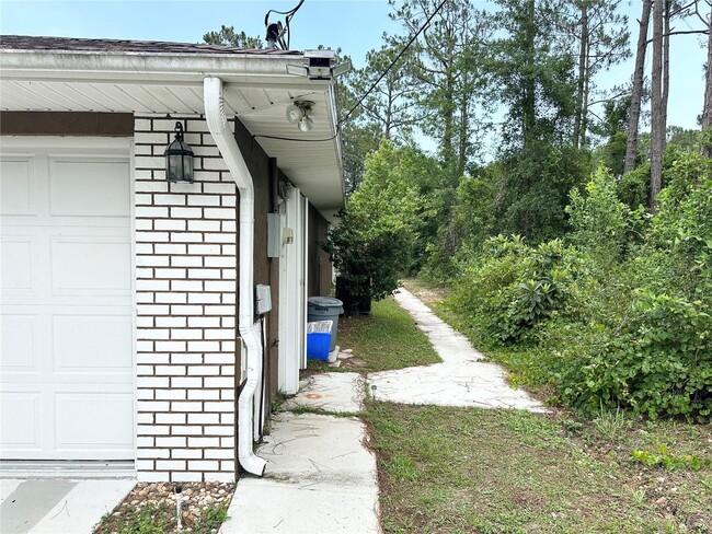 Photo - 26 Woodbury Dr