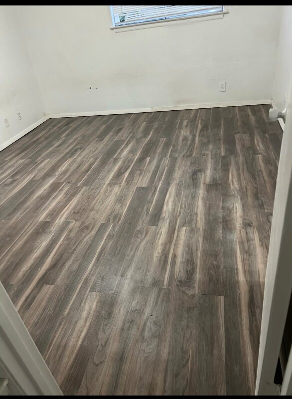 Photo - 215 Sprucewood Ln Unit D