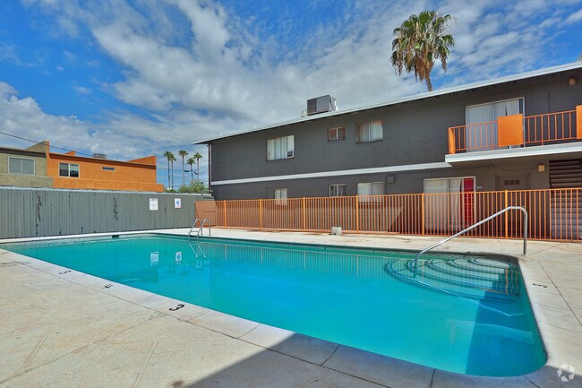 Photo - Montclair Apartments
