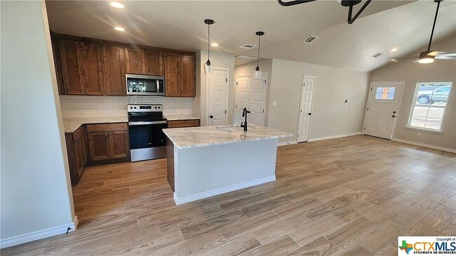 Photo - 151 Twin Elm Dr