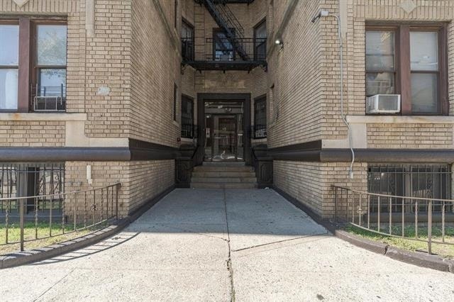 Photo - 203 Harrison Ave Unit 33