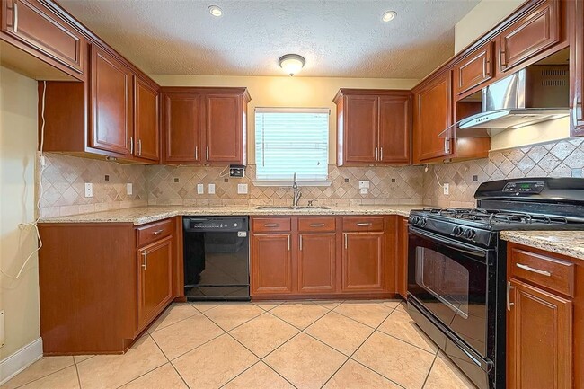 Photo - 11015 WARATH Oak Ct