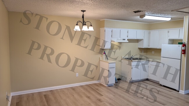 Building Photo - 105 VIEUX ORLEANS CIR Unit Apt D