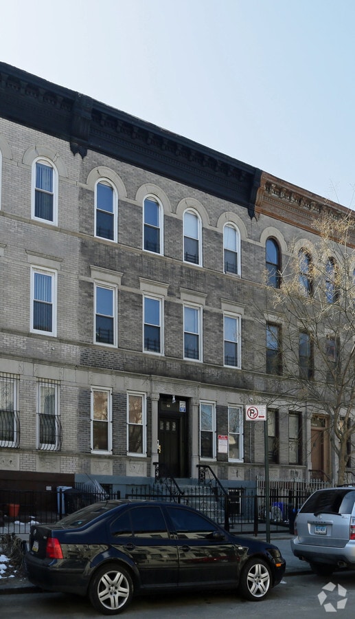 656 Macdonough - 656 Macdonough