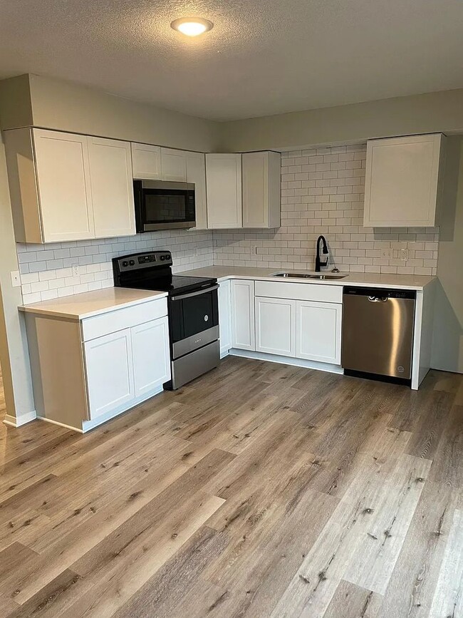 Photo - Perfect 2 Bedroom, 1 Bathroom!