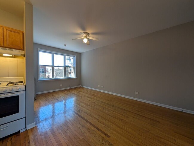 Photo - 910 W Dakin St Unit 914-110