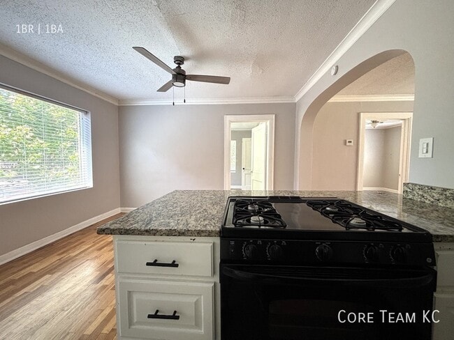 Photo - 4511 Roanoke Pkwy Unidad 4513-1