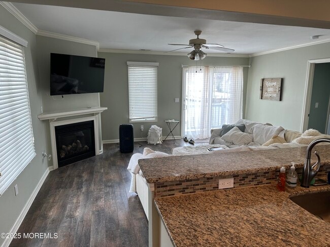 Photo - 988 Capstan Dr
