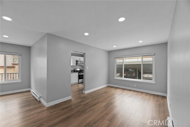 2027 Vista Del Mar Ave Unit 3