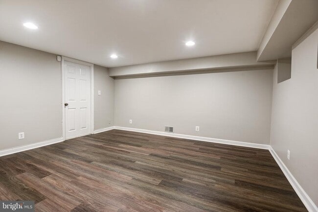 Photo - 2906 S Buchanan St