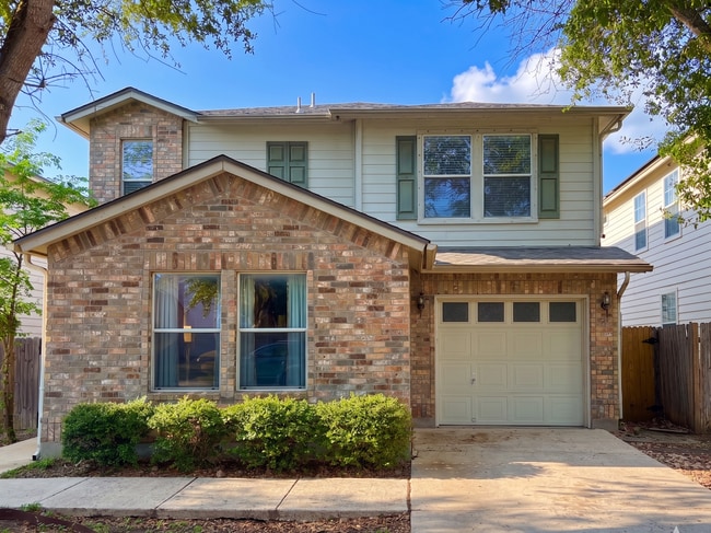 Building Photo - Spacious 4 Bedroom Home in Bristol Forest!