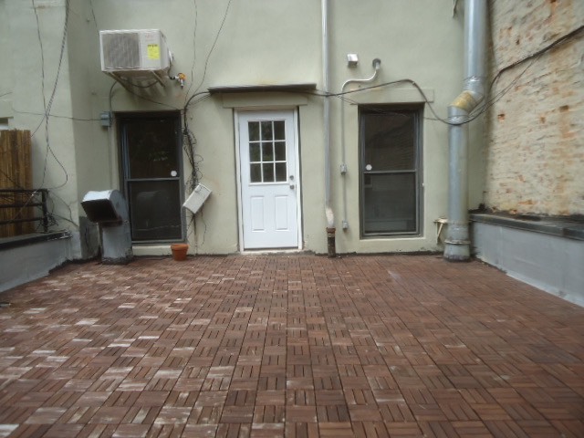 Photo - 99 S Oxford St