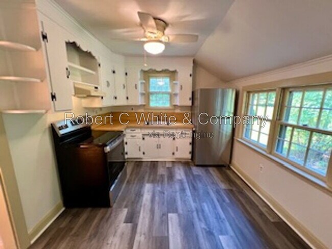 Photo - 604 Huckleberry Hill Rd