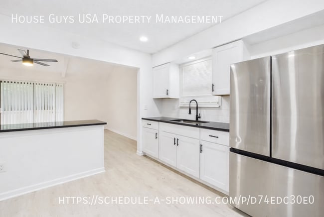 Photo - 12006 Smalley Ave