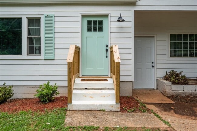 Photo - 68 Tatum St SW