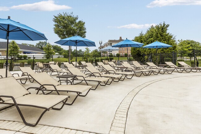 Photo - Barclay Glen Apartments