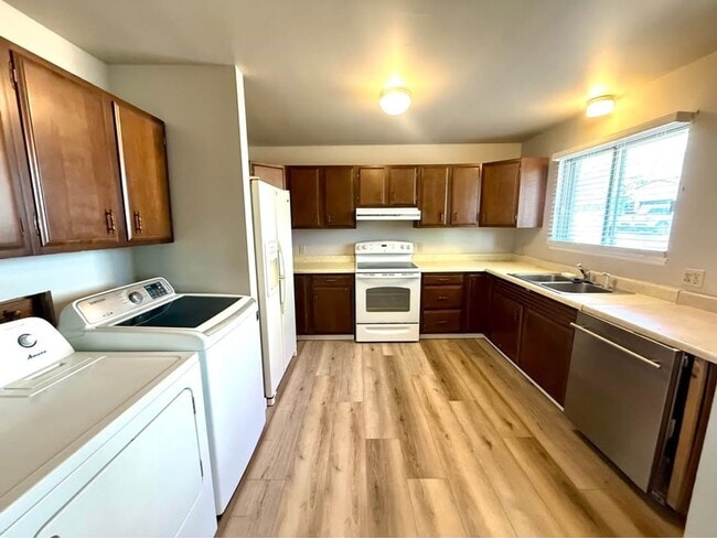 Photo - Charming 2 Bedroom Townhome in Cedar City!