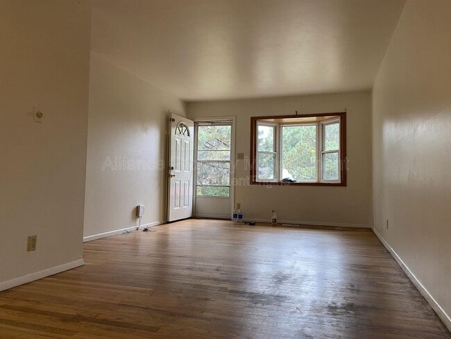 Photo - 1509 Evergreen Dr