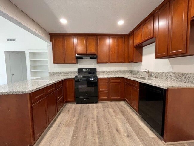 Photo - Great 3 Bed 2 Bath in Arden Arcade