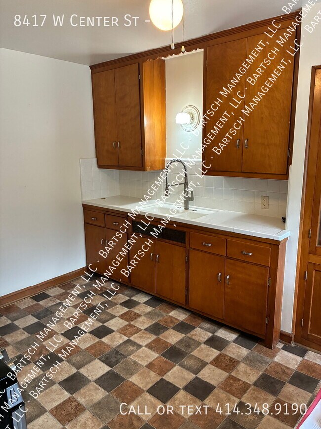 8417 W Center St Unidad 1
