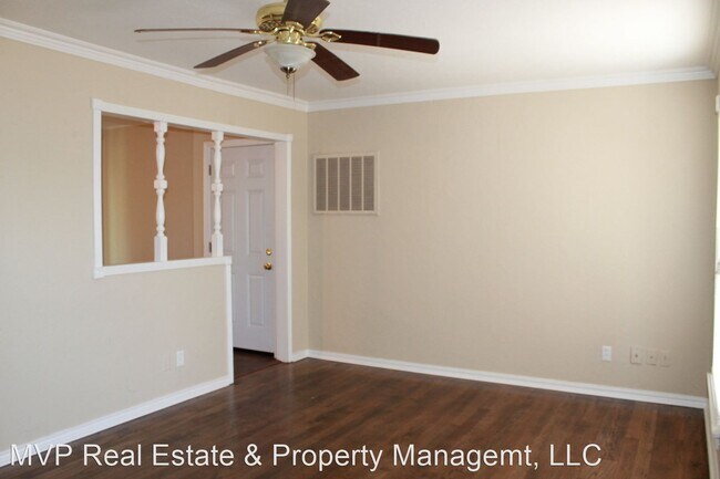 Photo - 2 br, 1 bath House - 207 E Rickenbacker Dr