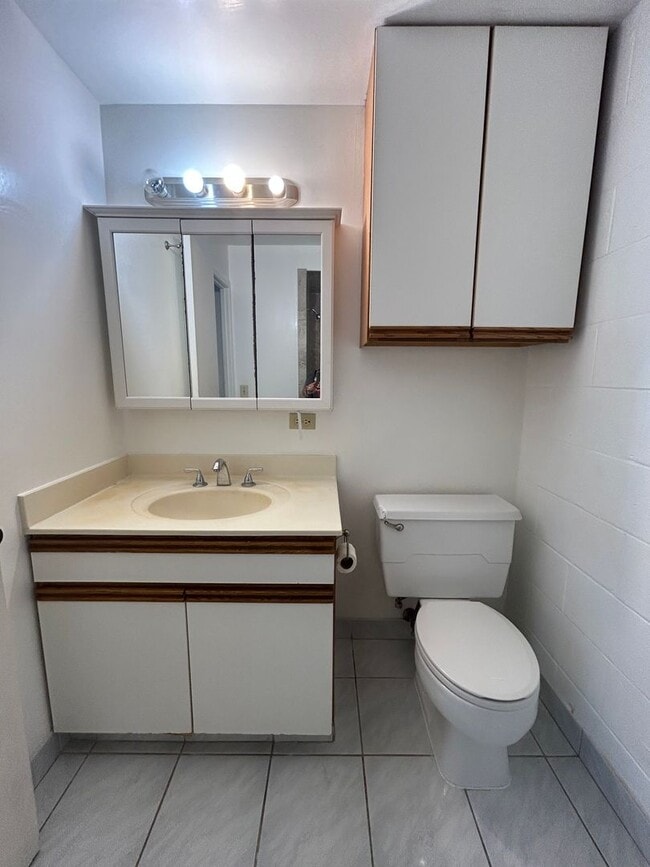 Photo - Available on 10/01/25, 660 sq ft, 2 Bedroo... Unit 302