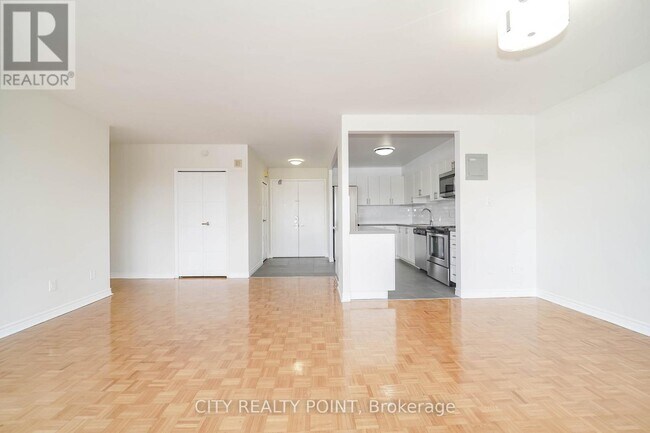 Photo - 10 Shallmar Blvd Unit 211