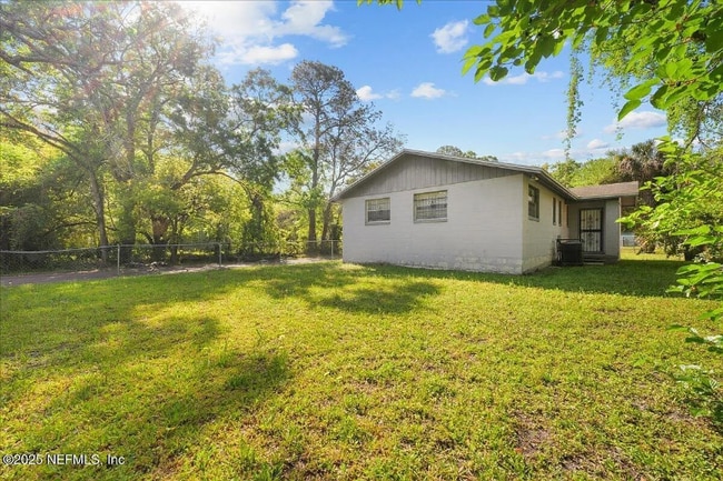 Photo - 1603 W 29th St