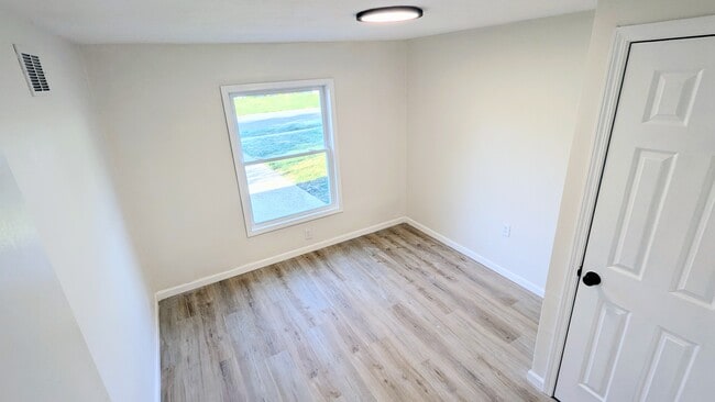 Photo - 845 Florland Dr