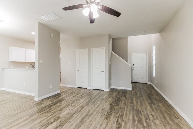 Photo - 10122 Berrypatch Ln