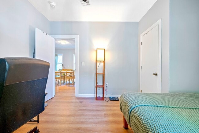 Photo - 30 Hooper St Unit 2