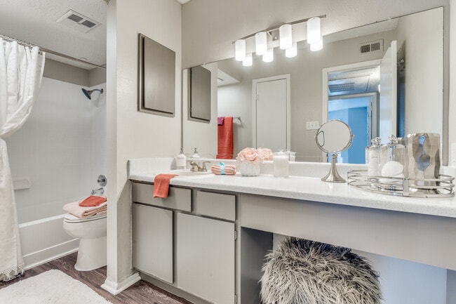 Photo - Villas at Shadow Oaks